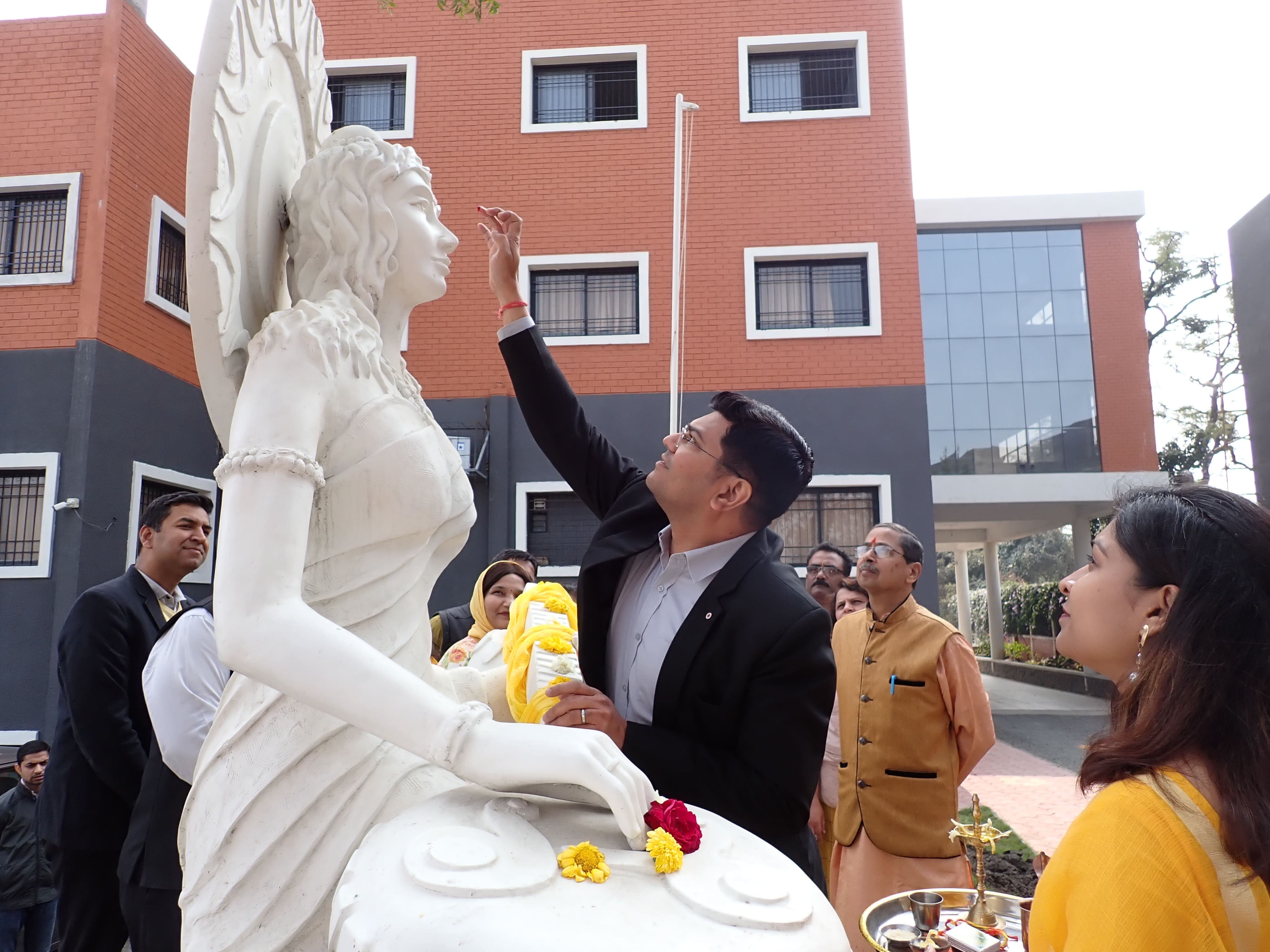 IPS Academy Sanwer College Images photo 18